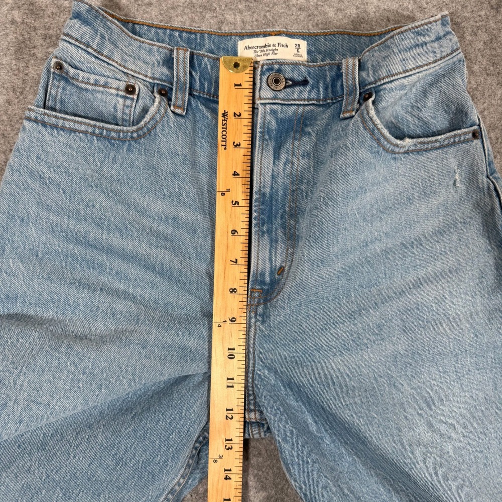 Abercrombie & Fitch Curve Love 90s Straight Ultra High Rise Jeans Light 28 6L - Picture 9 of 11